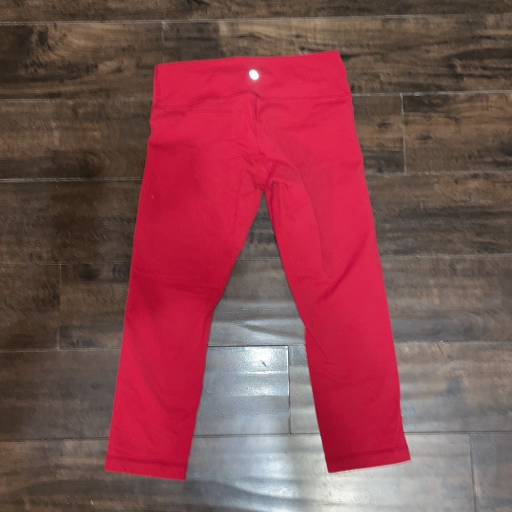 Red lululemon cropped leggings - Picture 2 of 4